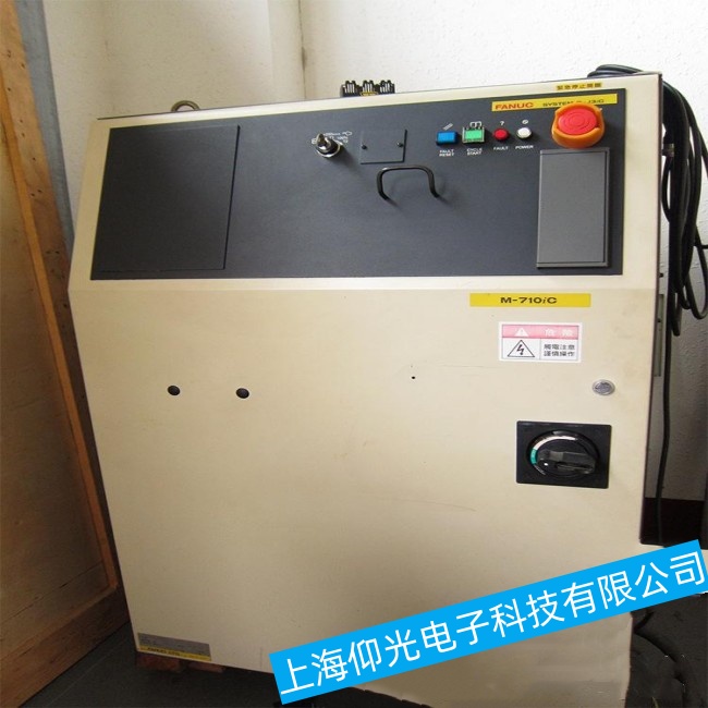 東莞發(fā)那科機器人M-710iC-12L控制柜內部溫度過高故障維修推薦廠家